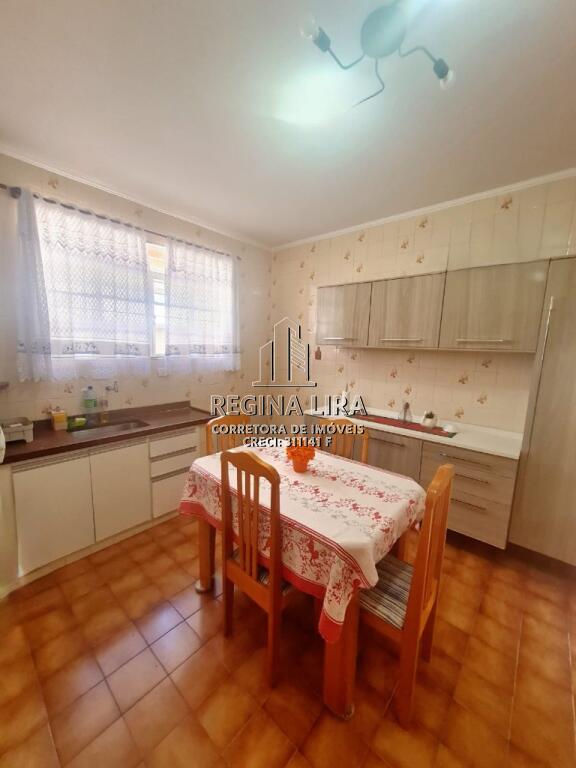 Casa com 2 quartos e 115 m² em Vila Guilhermina, Praia Grande