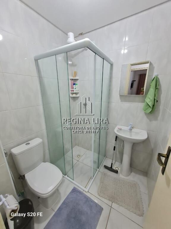 Apartamento com 2 quartos e 74 m² em Vila Guilhermina, Praia Grande