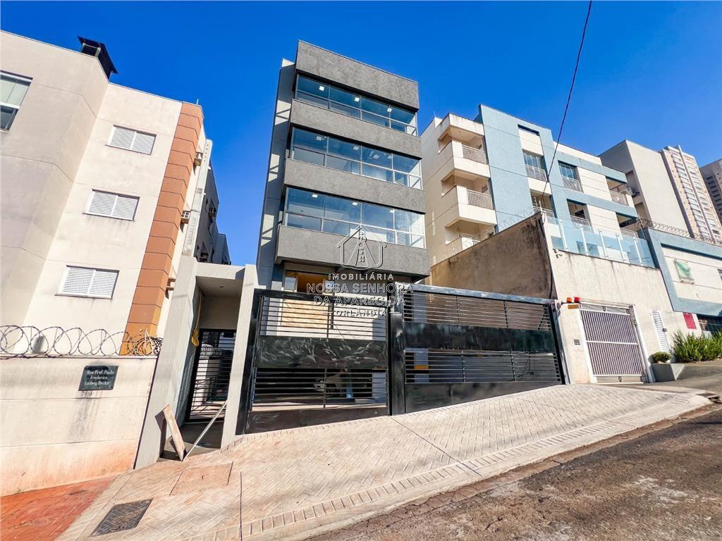 Casa com 3 quartos e 92 m² em Centro, Orlândia