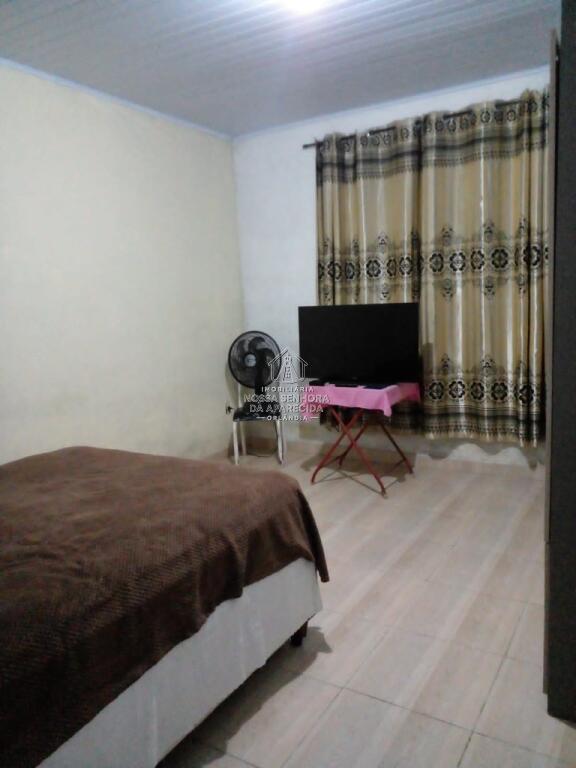 Casa com 2 quartos e 250 m² em Centro, Orlândia