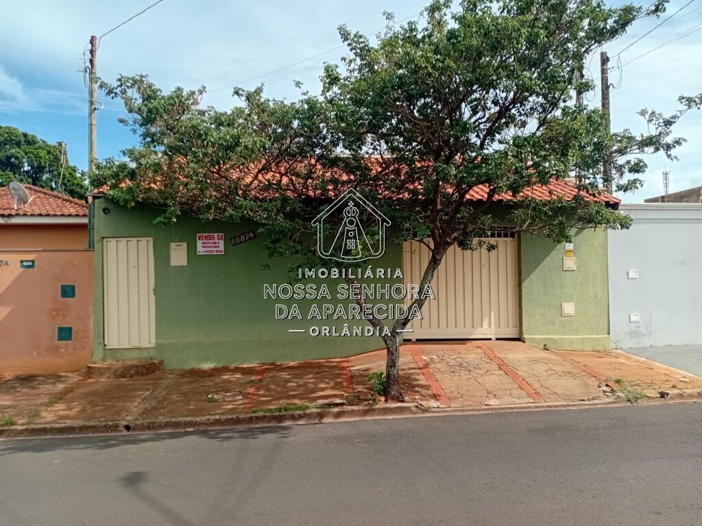 Casa com 3 quartos e 300 m² em Centro, Orlândia