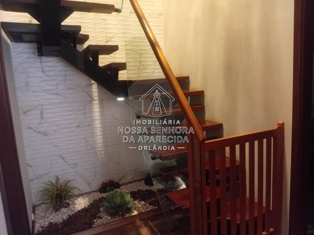 Casa com 3 quartos e 234 m² em Centro, Orlândia