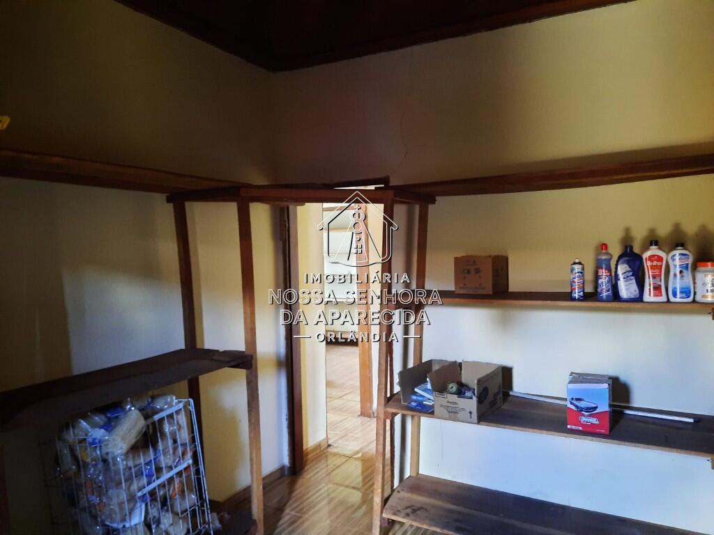 Casa com 2 quartos e 360 m² em Centro, Orlândia