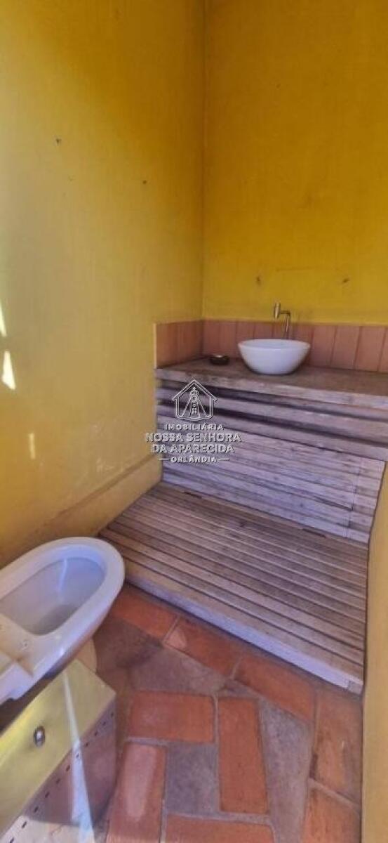 Casa com 4 quartos e 300 m² em Centro, Orlândia