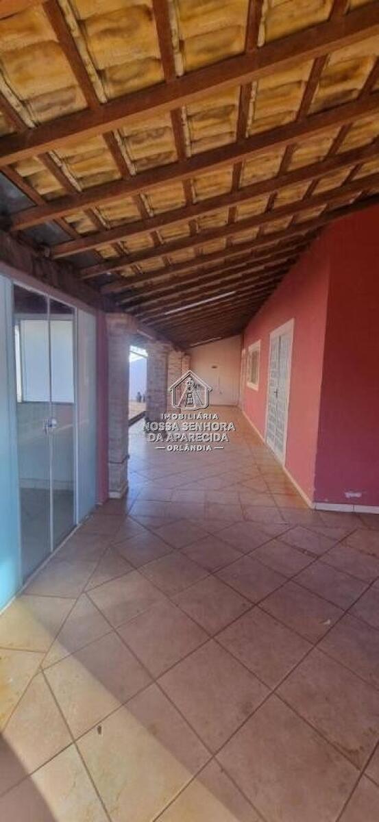 Casa com 4 quartos e 300 m² em Centro, Orlândia