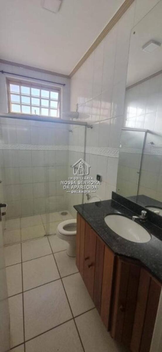 Casa com 4 quartos e 300 m² em Centro, Orlândia