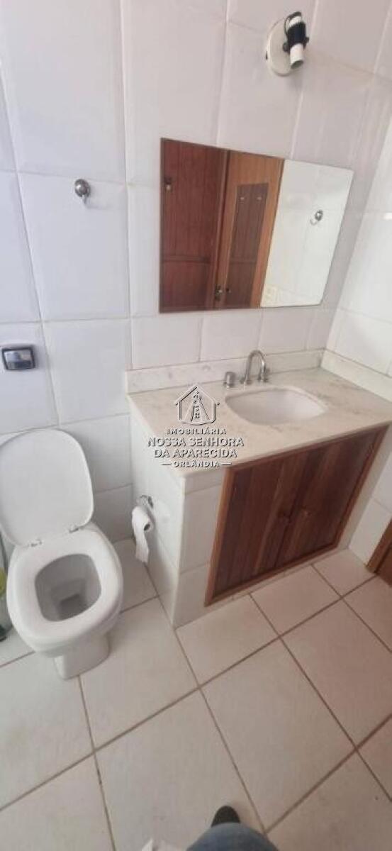 Casa com 4 quartos e 300 m² em Centro, Orlândia