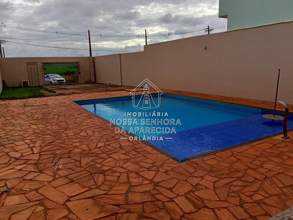 Casa com 2 quartos e 500 m² em Centro, Orlândia
