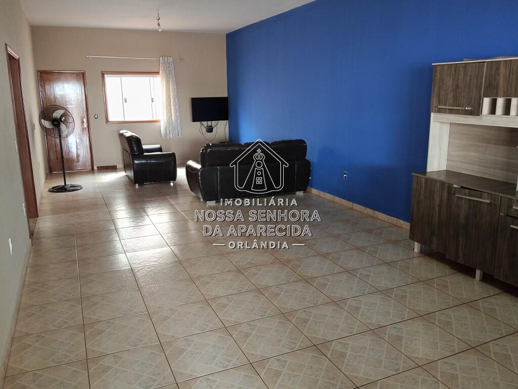 Casa com 2 quartos e 500 m² em Centro, Orlândia