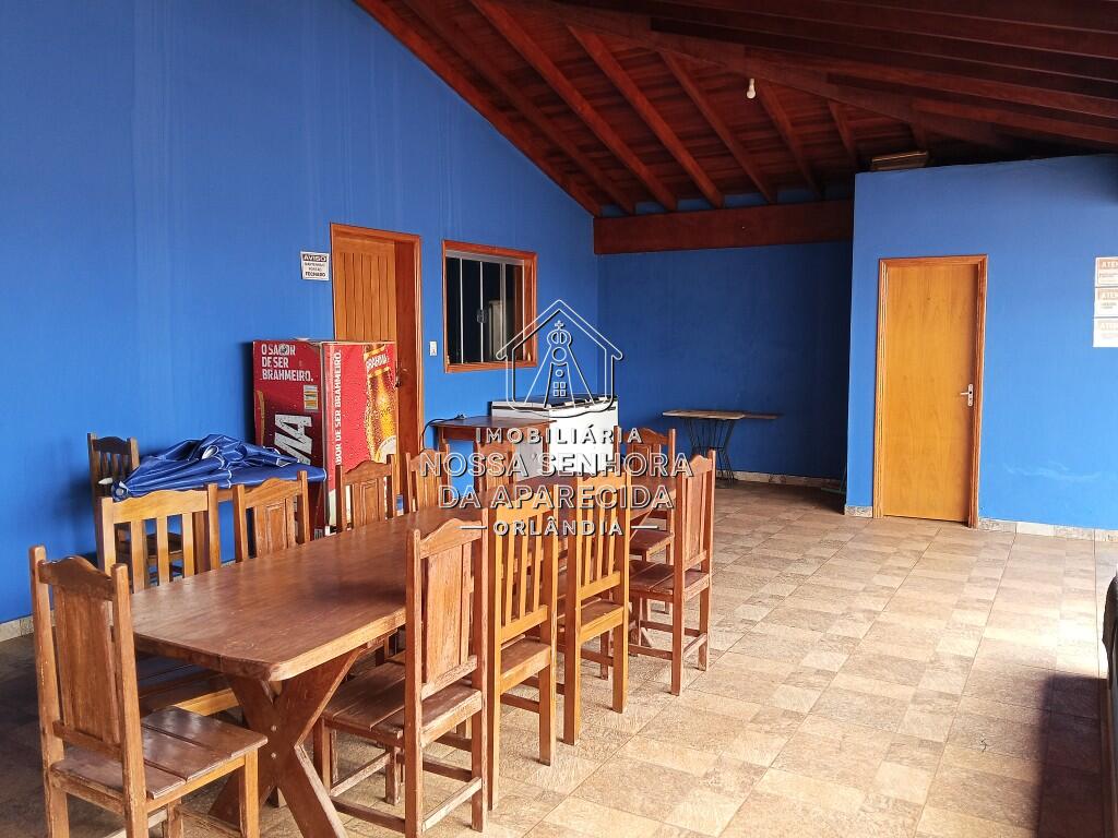 Casa com 2 quartos e 500 m² em Centro, Orlândia