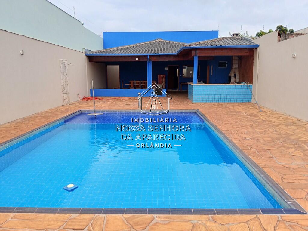 Casa com 2 quartos e 500 m² em Centro, Orlândia