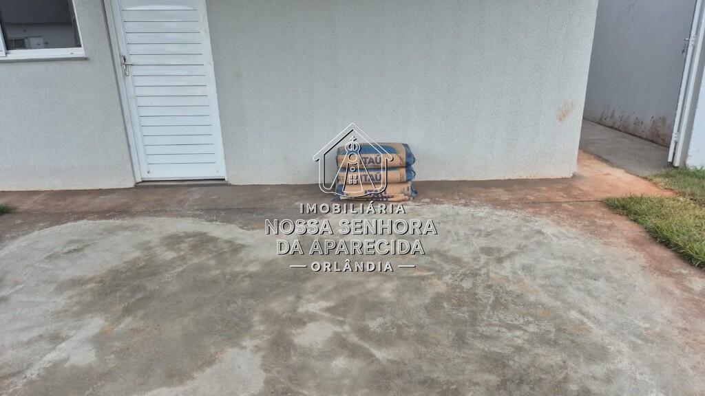 Casa com 2 quartos e 180 m² em Centro, Orlândia