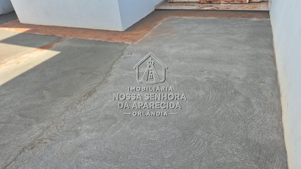 Casa com 2 quartos e 180 m² em Centro, Orlândia