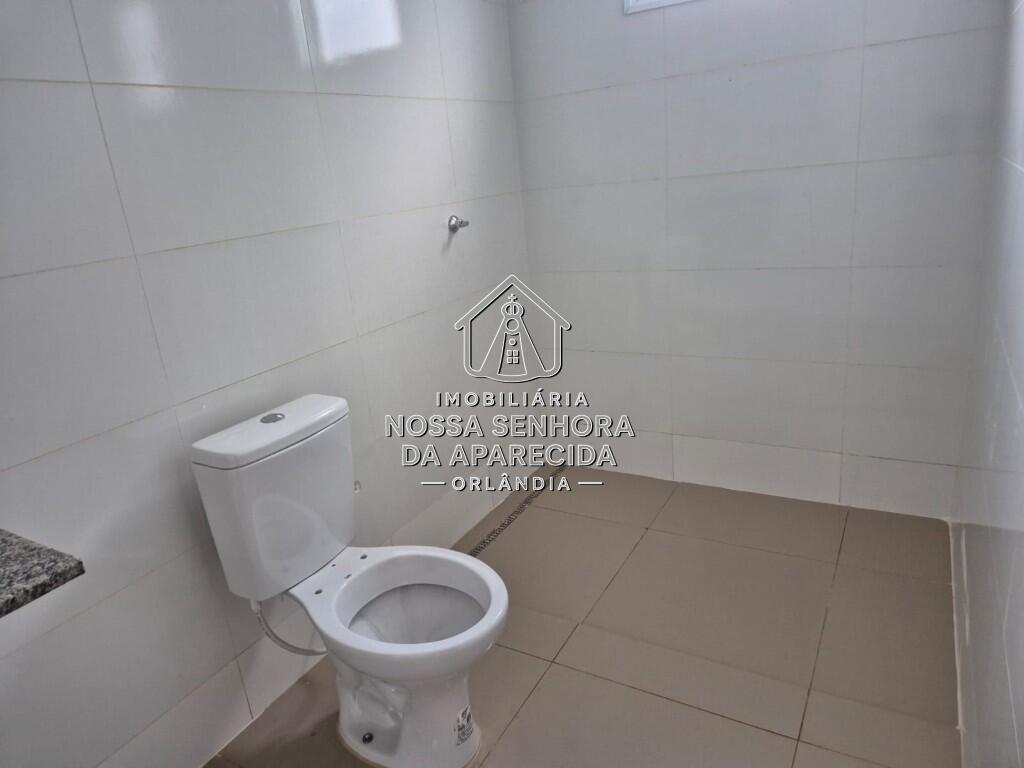 Casa com 2 quartos e 180 m² em Centro, Orlândia