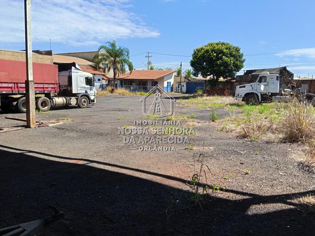 Galpão com 1890 m² em Centro, Orlândia