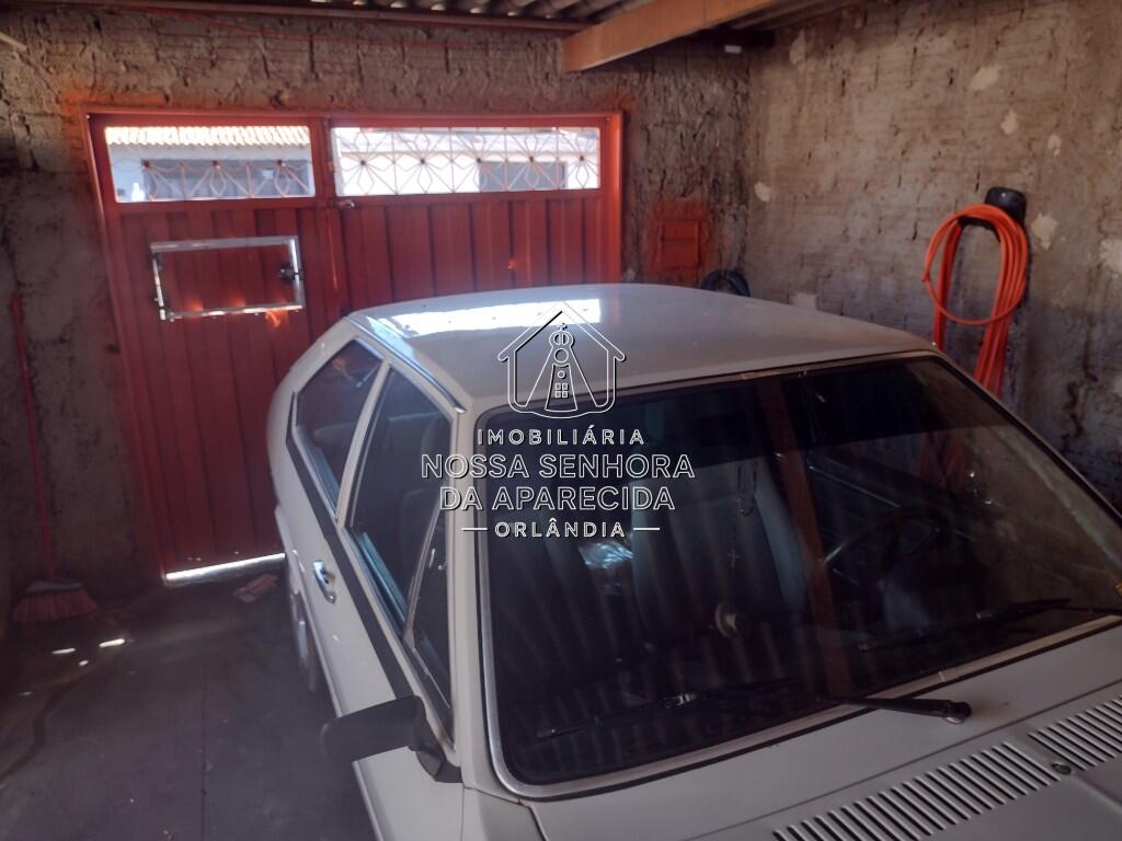 Casa com 4 quartos e 180 m² em Centro, Orlândia