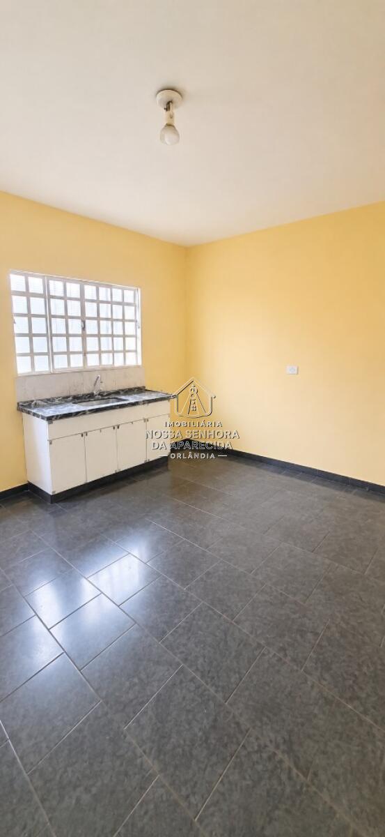 Casa com 2 quartos e 110 m² em Centro, Orlândia