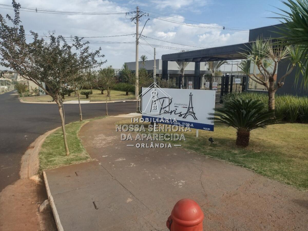 Casa com 2 quartos e 160 m² em Centro, Orlândia