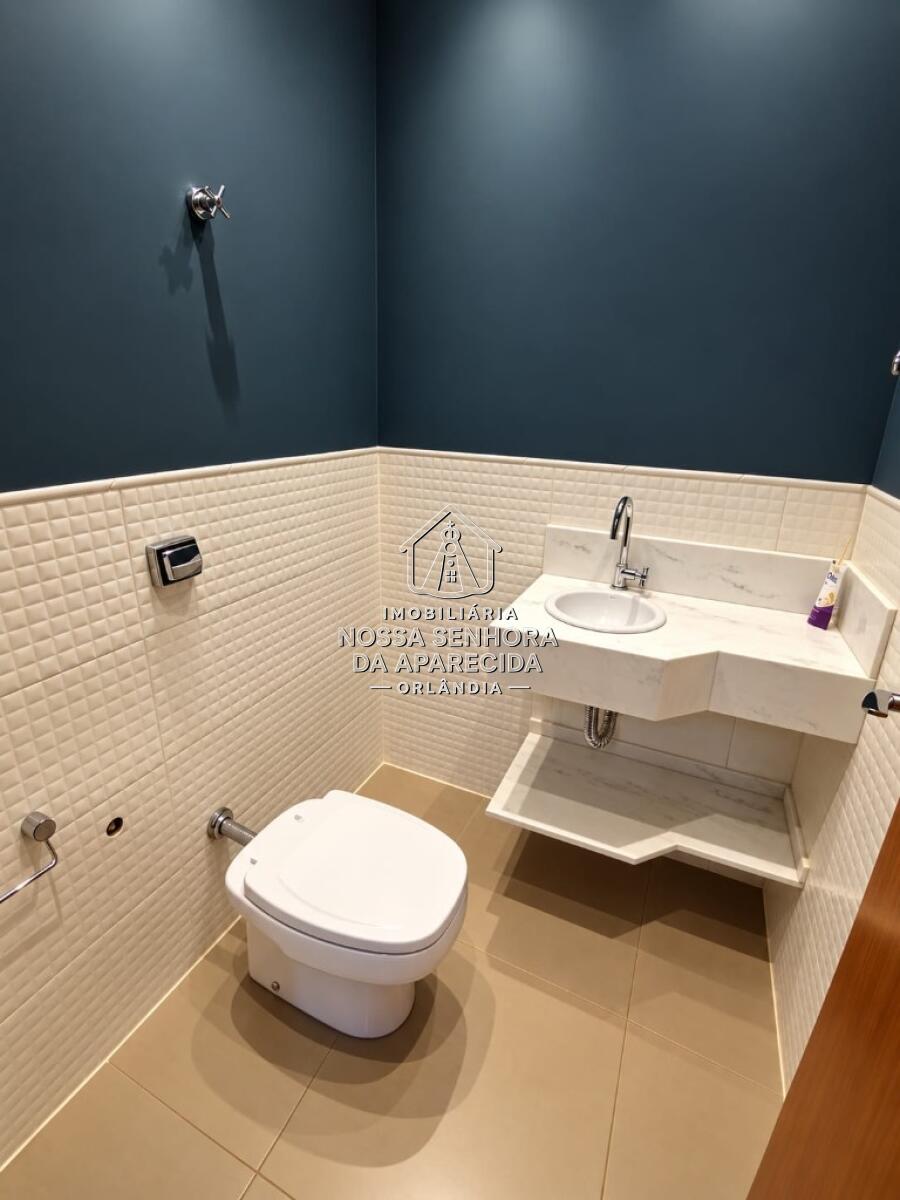 Casa com 2 quartos e 200 m² em Centro, Orlândia