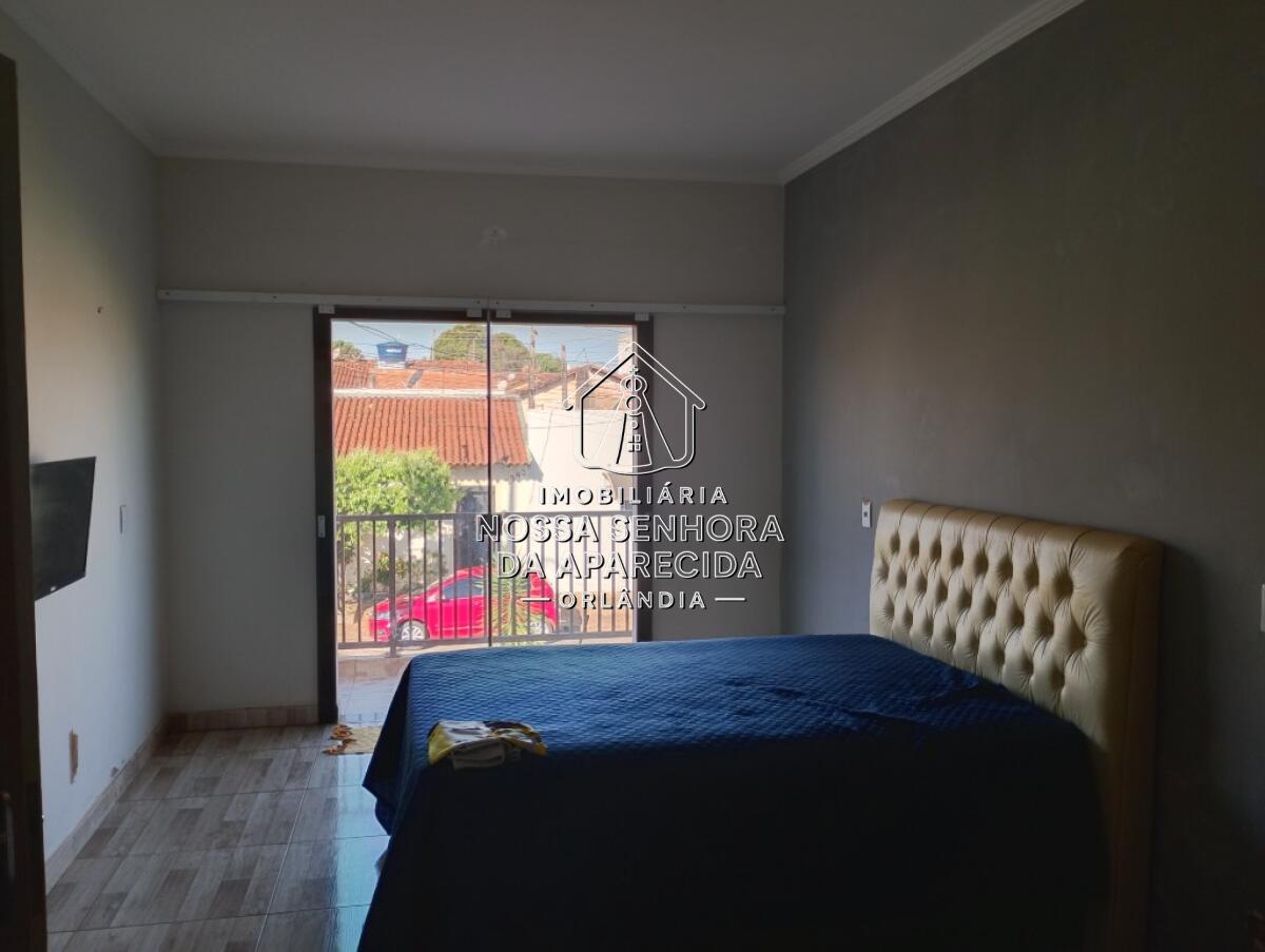 Casa com 2 quartos e 220 m² em Centro, Orlândia
