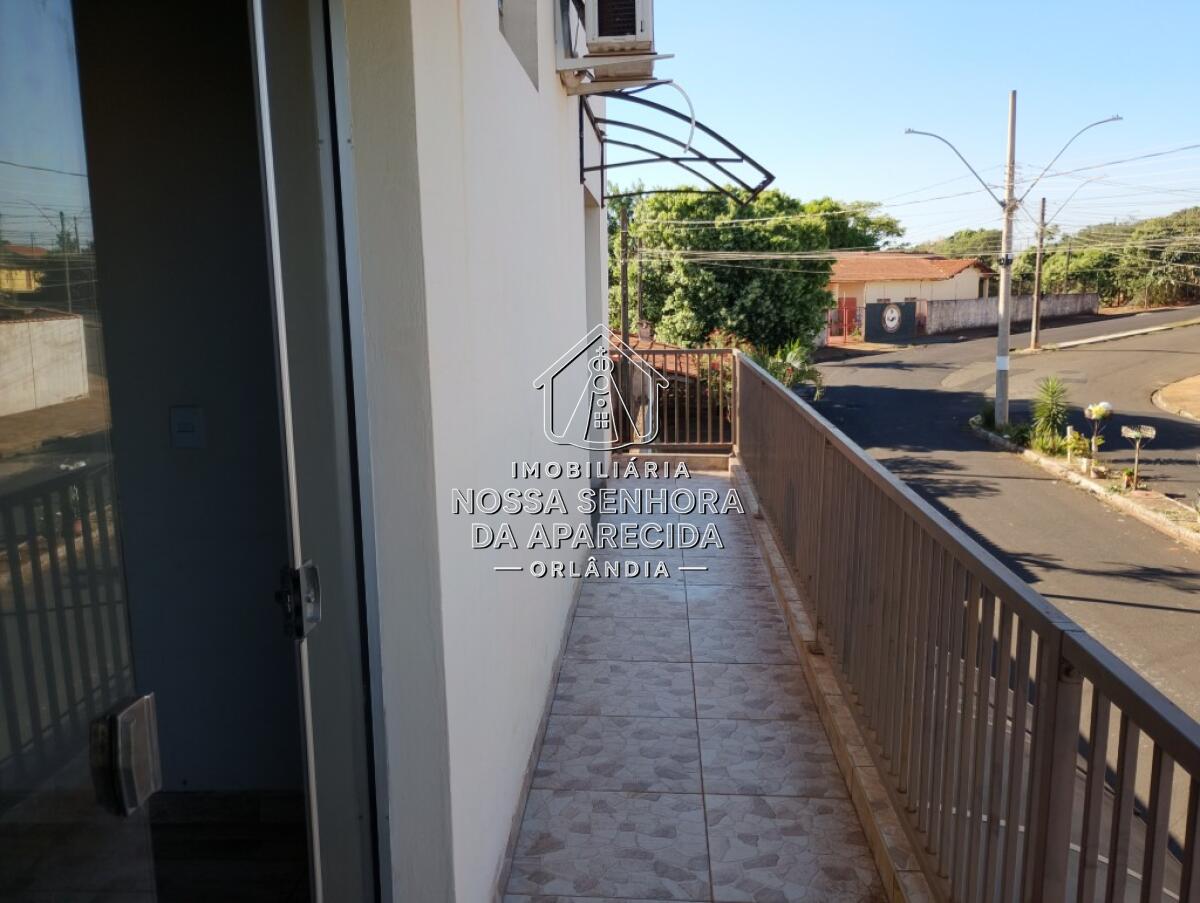 Casa com 2 quartos e 220 m² em Centro, Orlândia