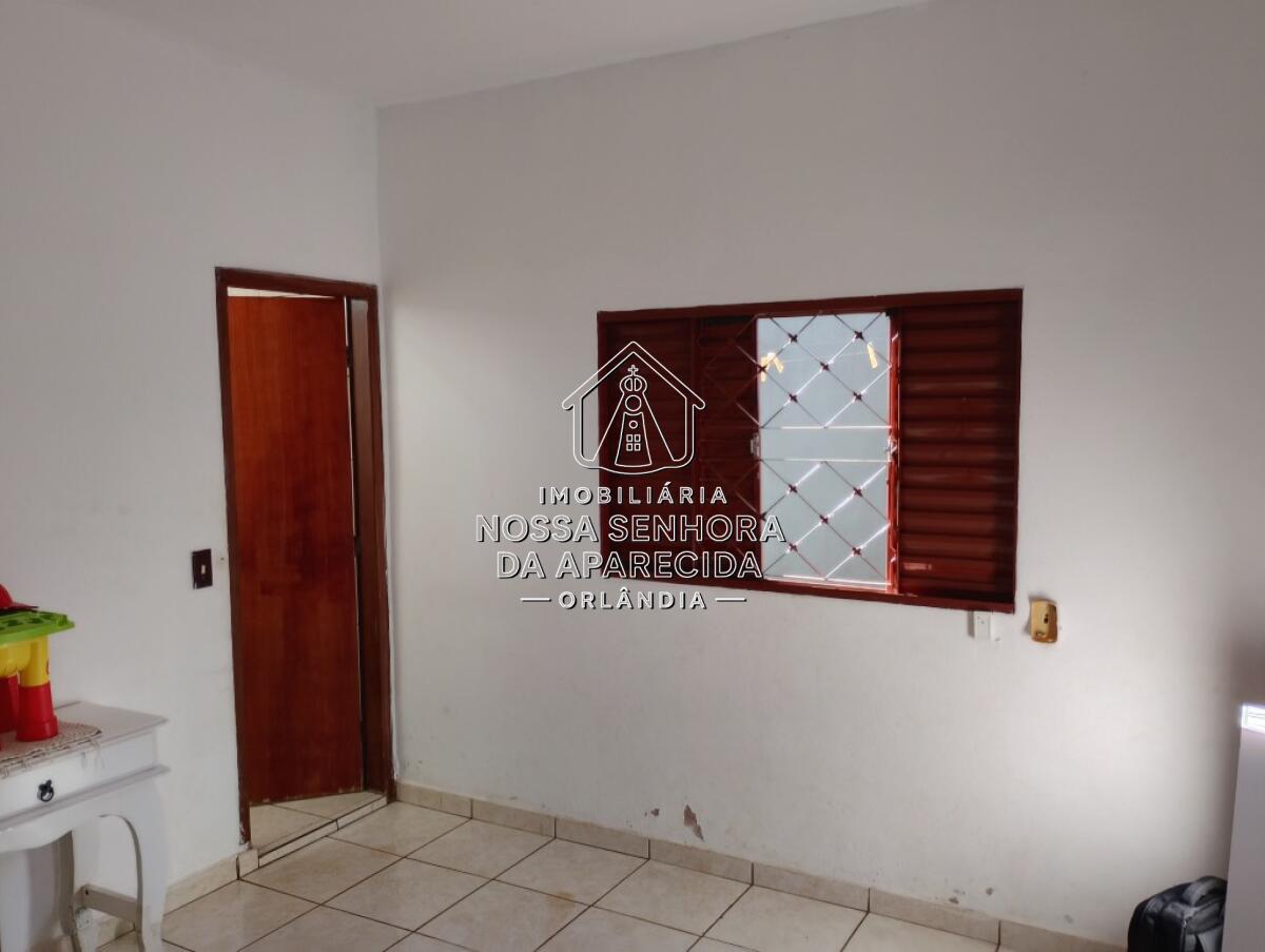 Casa com 2 quartos e 220 m² em Centro, Orlândia