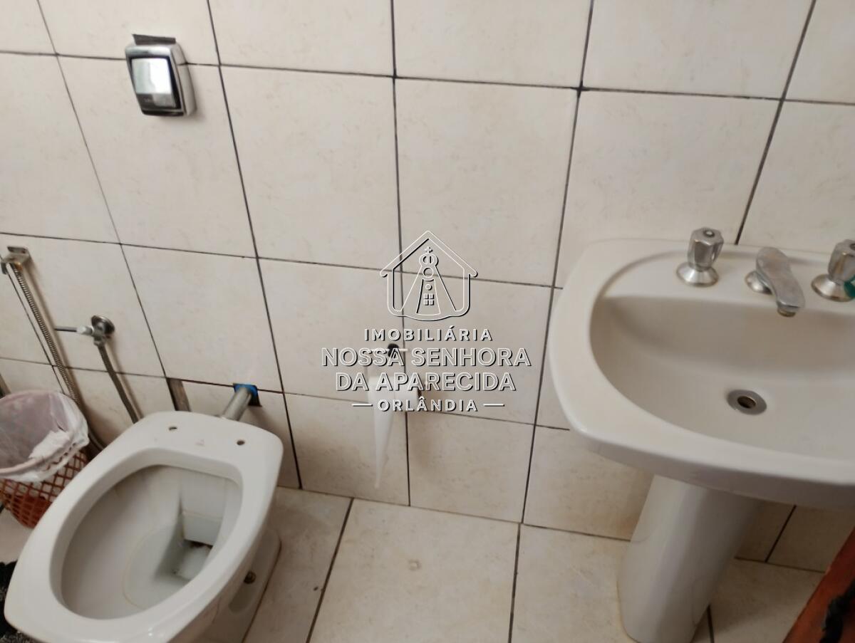 Casa com 2 quartos e 220 m² em Centro, Orlândia