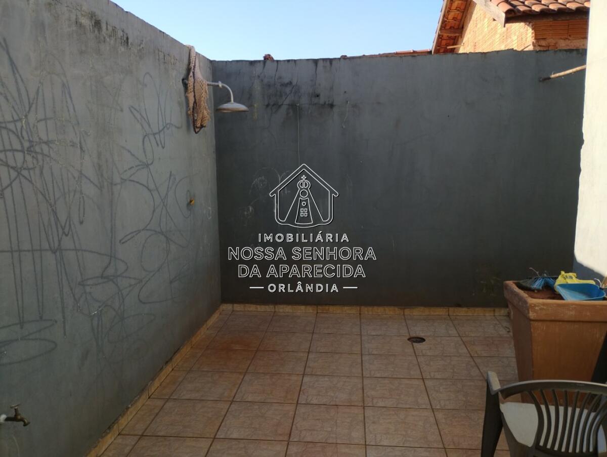 Casa com 2 quartos e 220 m² em Centro, Orlândia