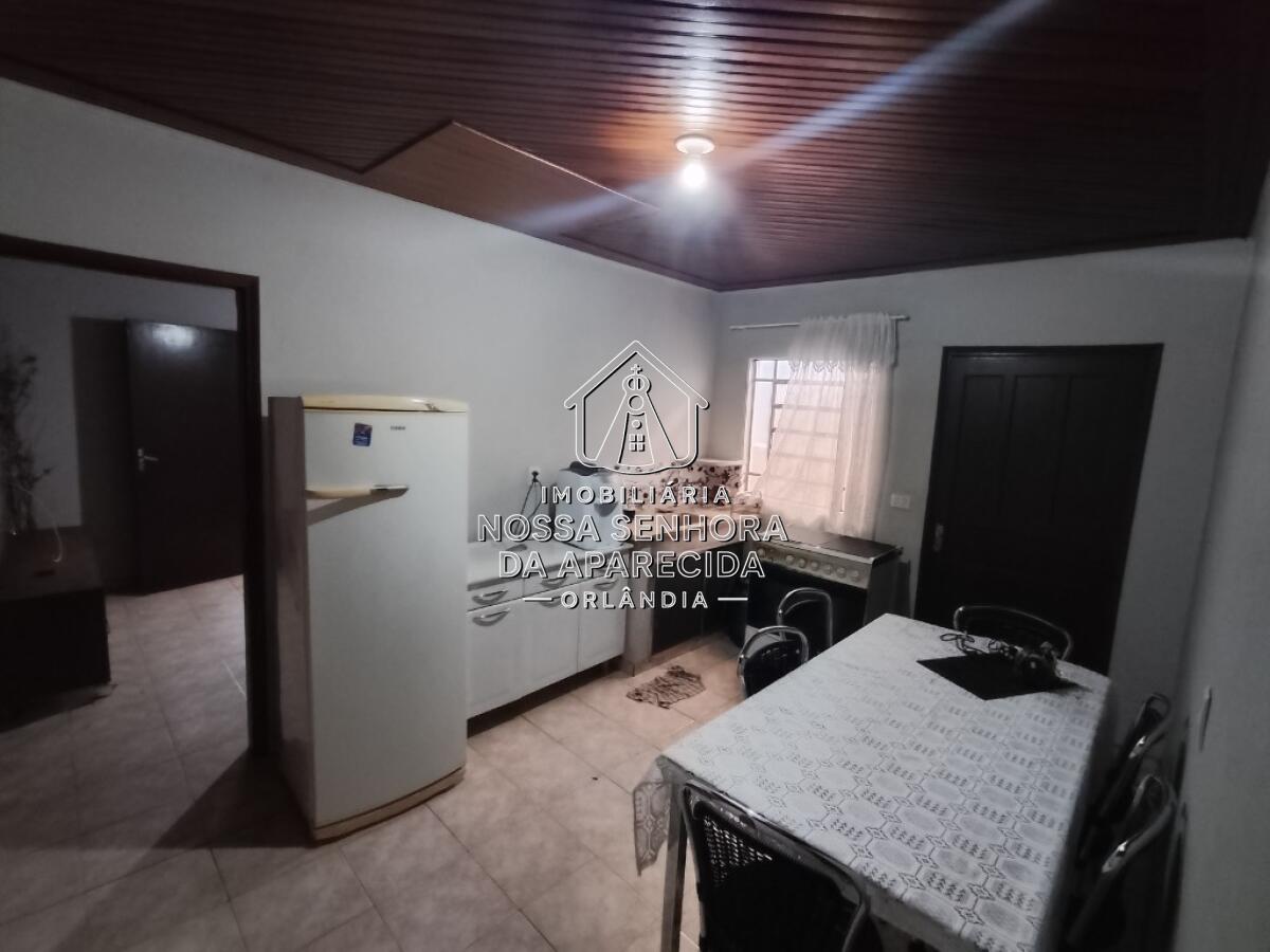 Casa com 3 quartos e 160 m² em Centro, Orlândia