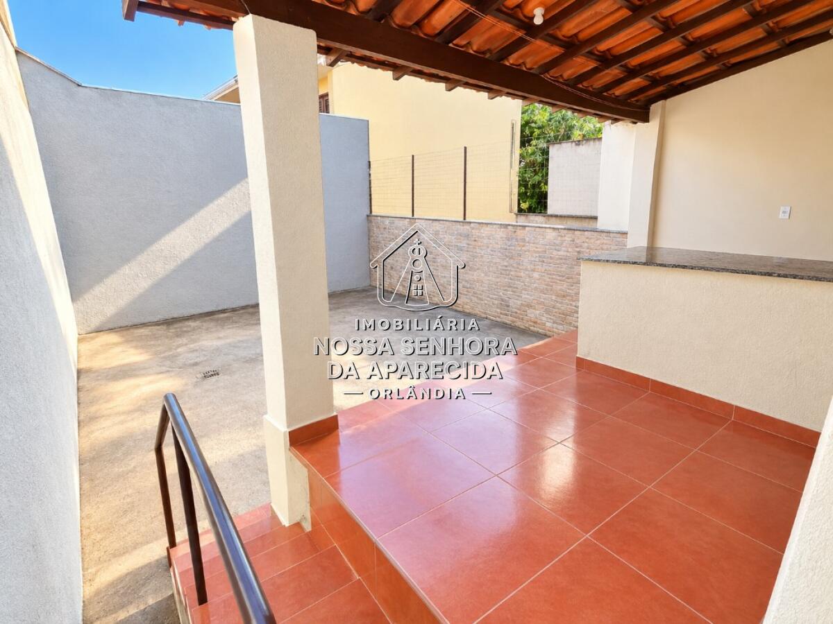 Casa com 3 quartos e 160 m² em Centro, Orlândia