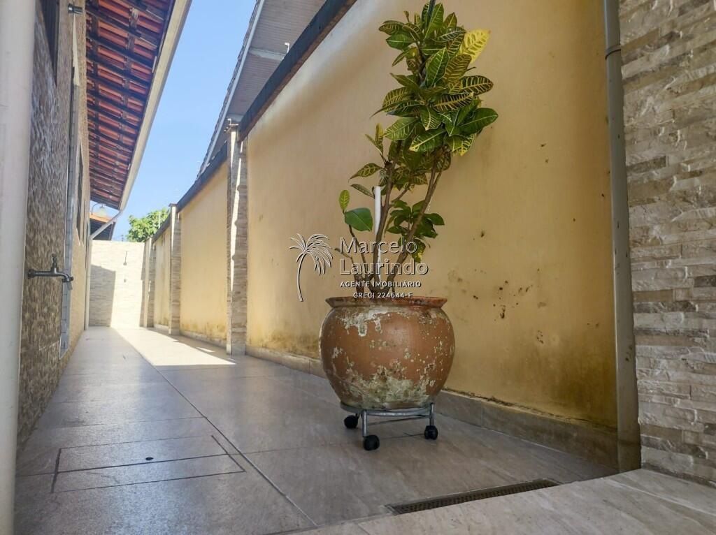 Casa com 2 quartos e 80 m² em Itaóca, Mongaguá