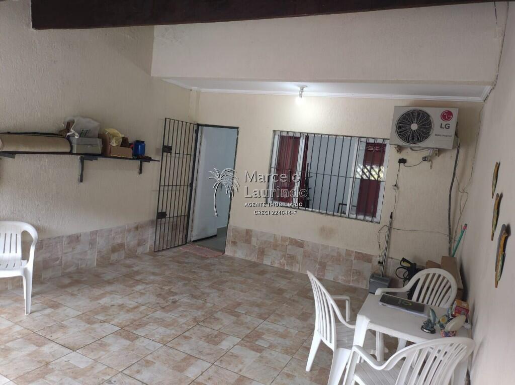 Casa com 2 quartos e 74 m² em Itaóca, Mongaguá