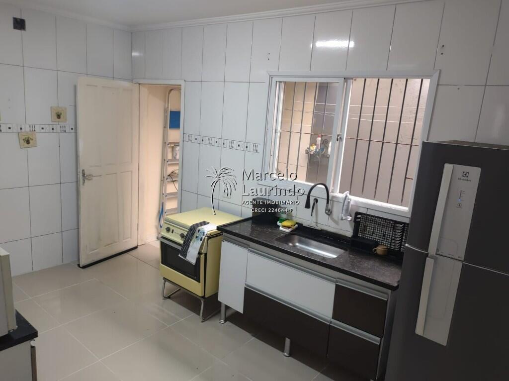 Casa com 2 quartos e 74 m² em Itaóca, Mongaguá
