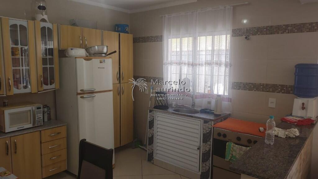 Casa com 2 quartos e 69 m² em Itaóca, Mongaguá