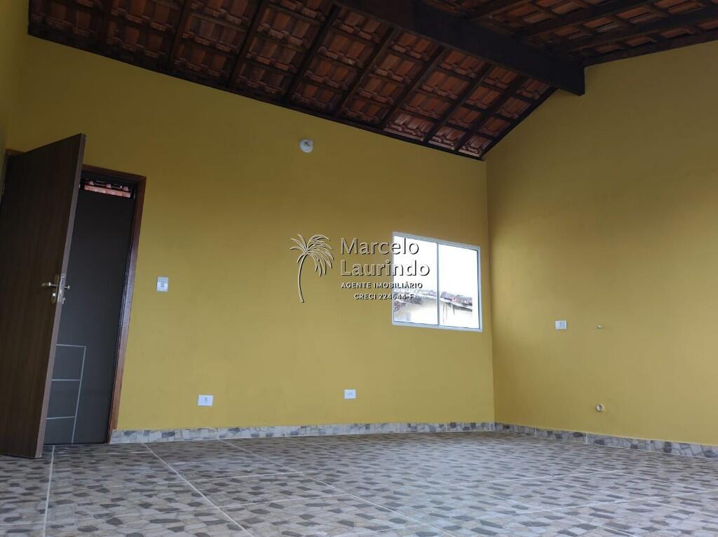 Casa com 2 quartos e 79 m² em Itaóca, Mongaguá