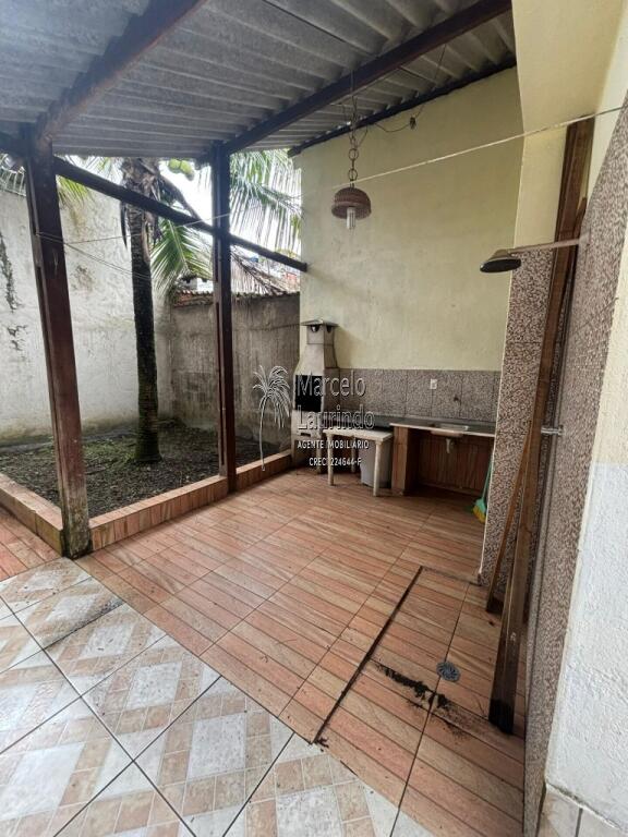 Casa com 2 quartos e 78 m² em Itaóca, Mongaguá