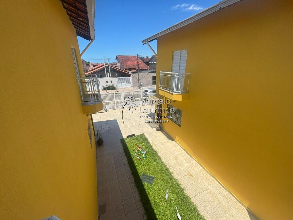 Casa com 2 quartos e 67 m² em Itaóca, Mongaguá