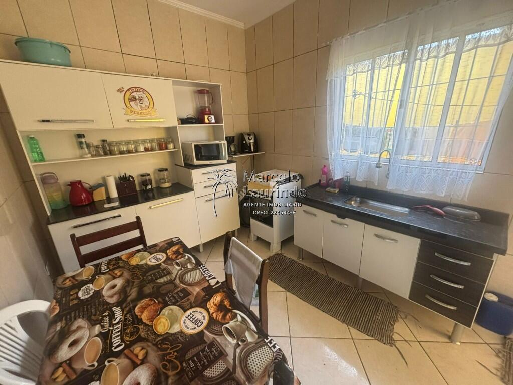 Casa com 2 quartos e 67 m² em Itaóca, Mongaguá