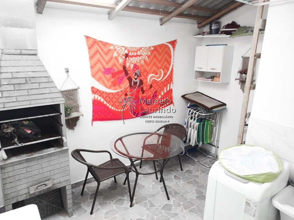 Casa com 2 quartos e 69 m² em Itaóca, Mongaguá