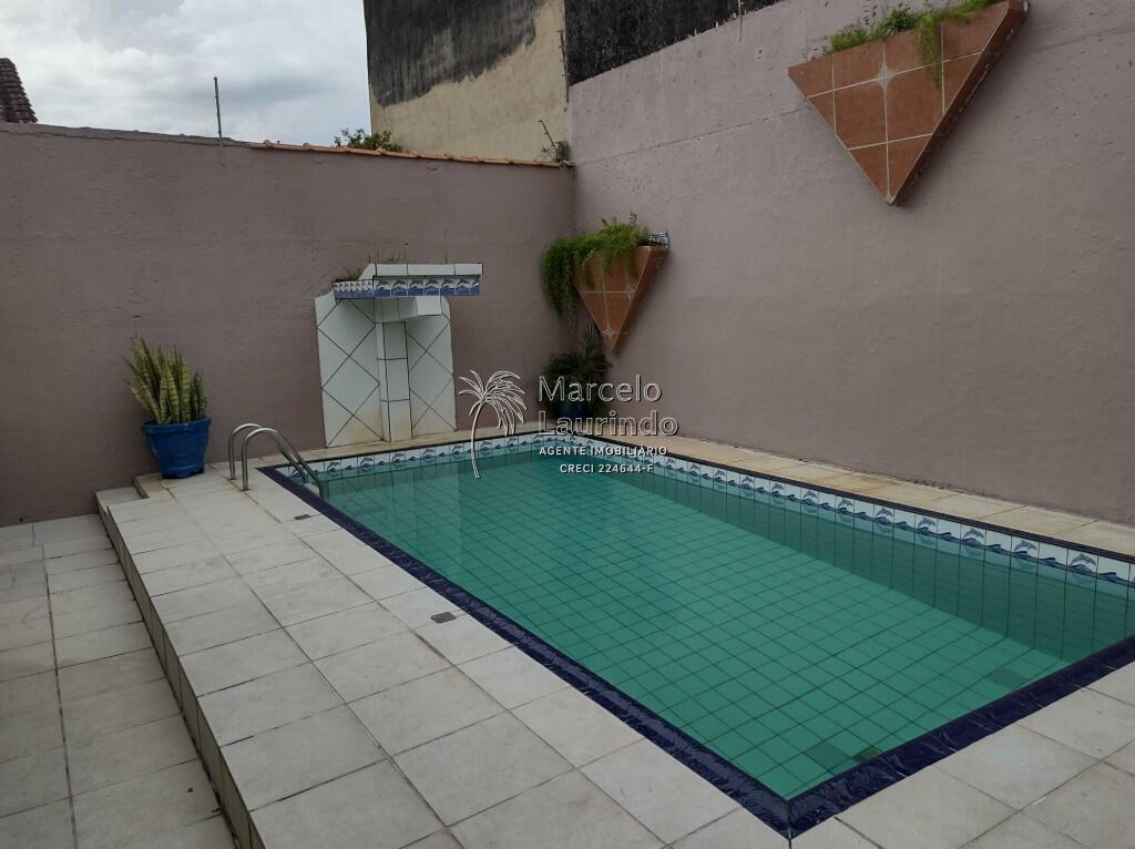 Casa com 3 quartos e 240 m² em Itaóca, Mongaguá