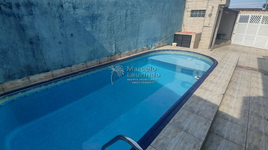 Casa com 6 quartos e 157 m² em Itaóca, Mongaguá