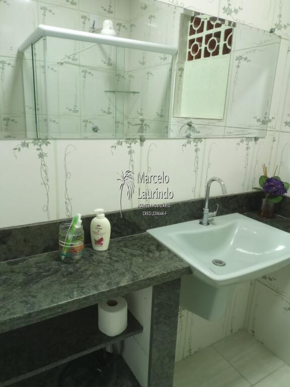 Casa com 6 quartos e 157 m² em Itaóca, Mongaguá