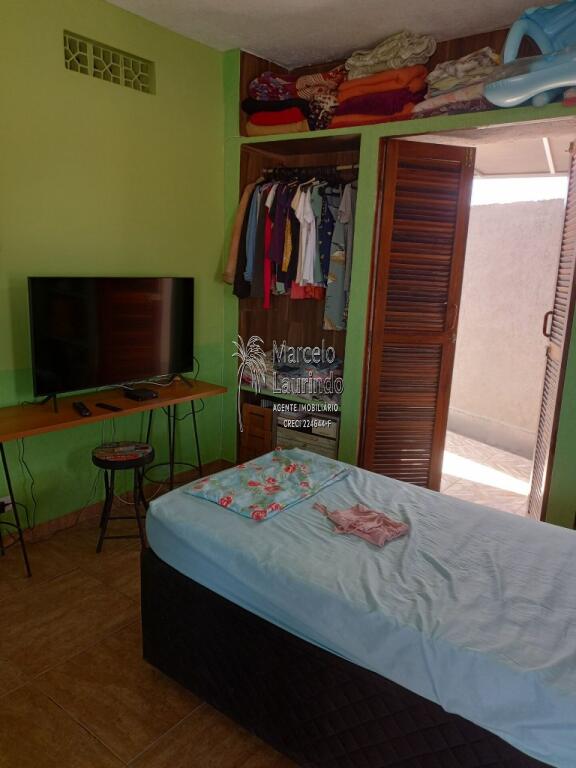 Casa com 6 quartos e 157 m² em Itaóca, Mongaguá