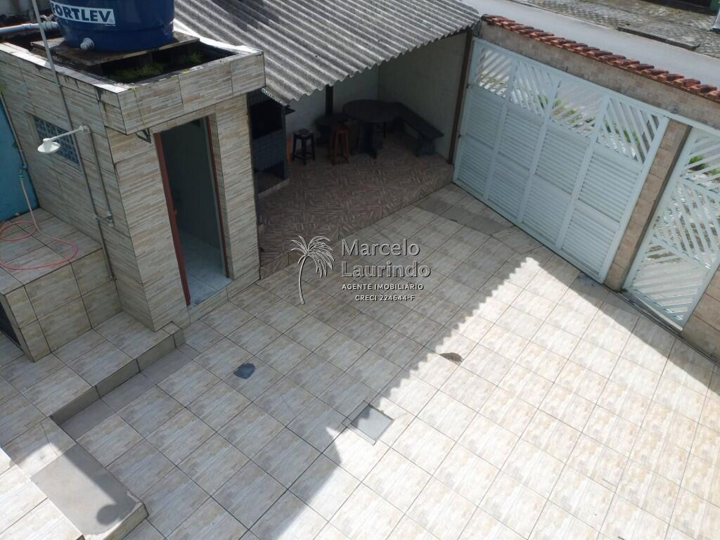 Casa com 6 quartos e 157 m² em Itaóca, Mongaguá