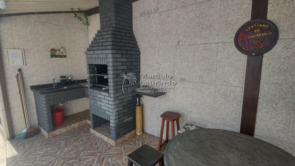 Casa com 6 quartos e 157 m² em Itaóca, Mongaguá