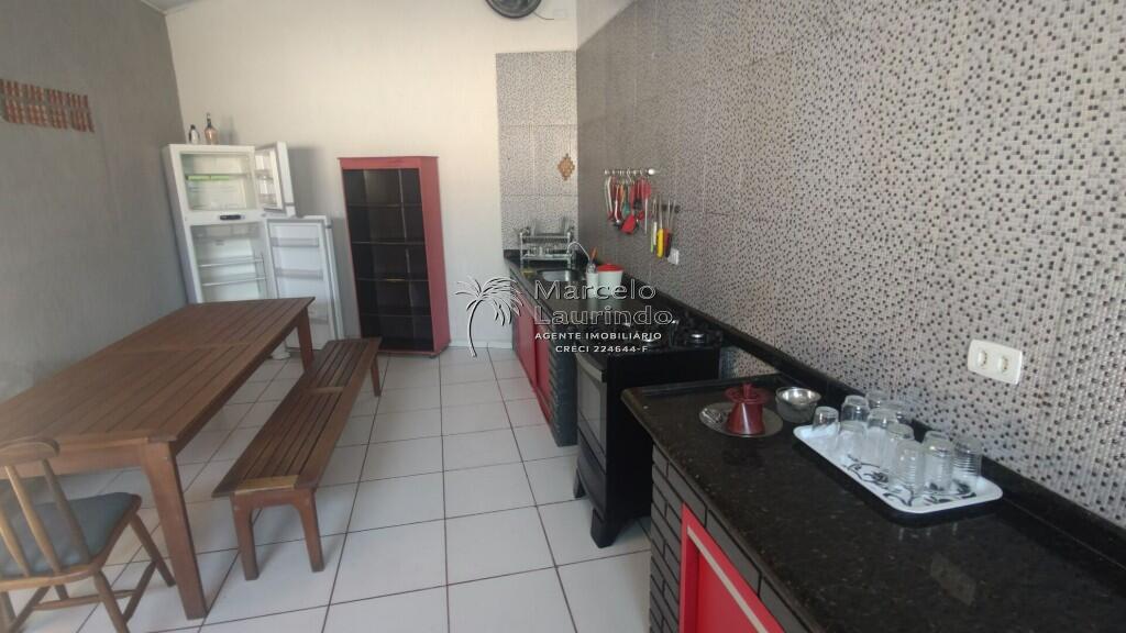 Casa com 6 quartos e 157 m² em Itaóca, Mongaguá