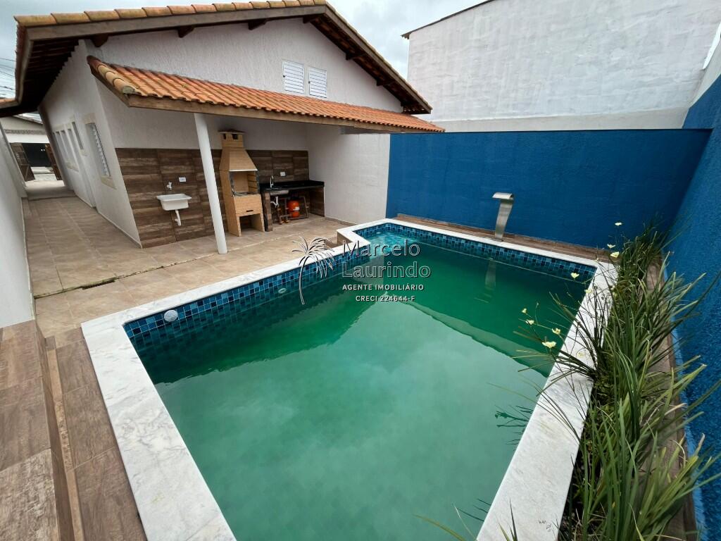 Casa com 22 quartos e 79 m² em Itaóca, Mongaguá