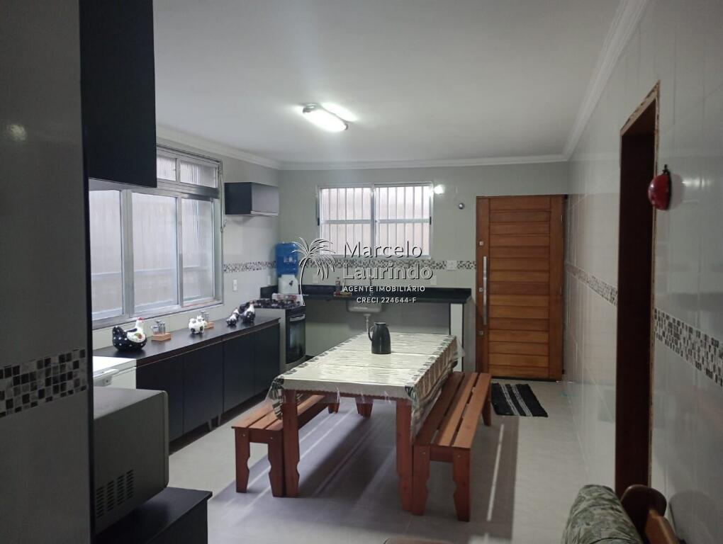 Casa com 3 quartos e 97 m² em Itaóca, Mongaguá