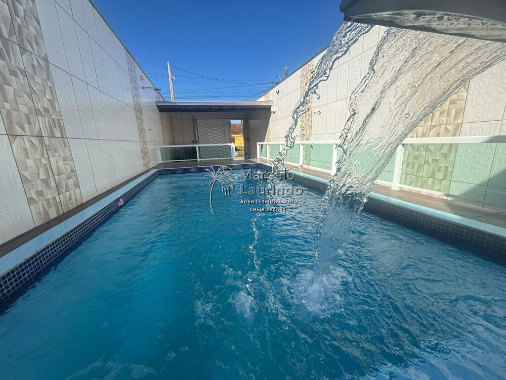 Casa com 3 quartos e 141 m² em Itaóca, Mongaguá