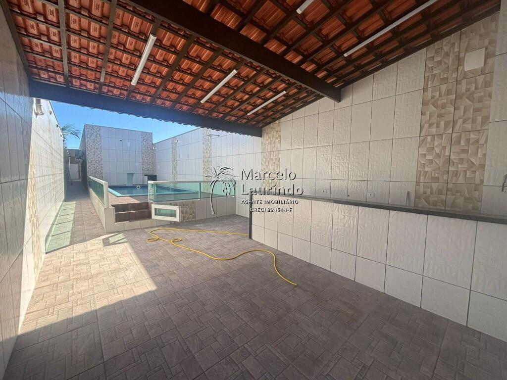 Casa com 3 quartos e 141 m² em Itaóca, Mongaguá